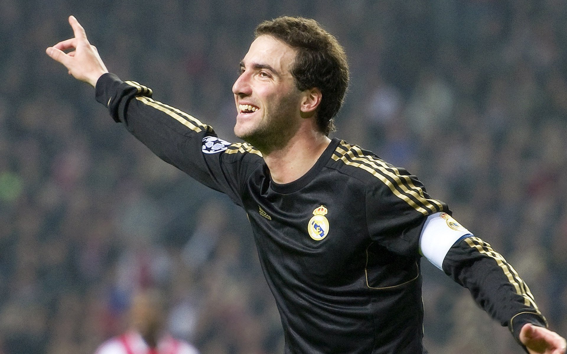 东决关键战焦点战，勇士稳稳拿下浙江队